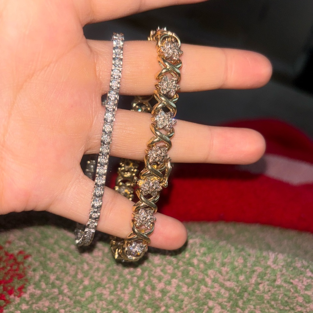 Beautiful 14k tennis bracelet - Picture 6 of 6